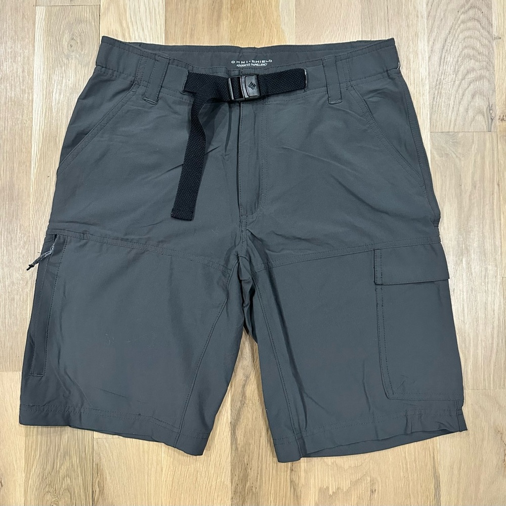 Men's Columbia Silver Ridge™ Gray Cargo Shorts with Belt